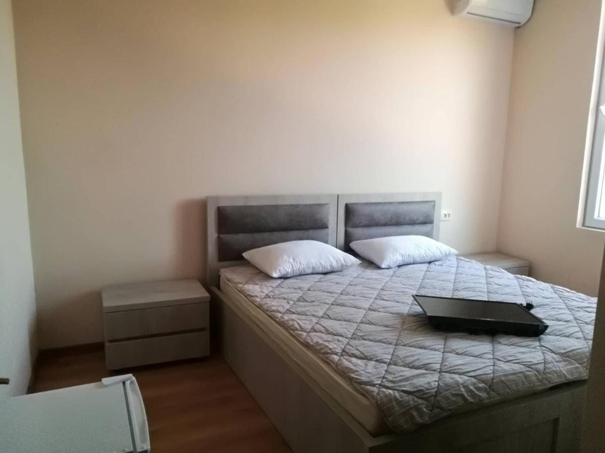 Mate'S Guest House Kobuleti Ngoại thất bức ảnh