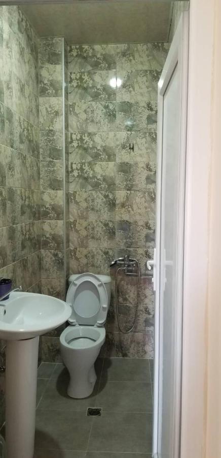 Mate'S Guest House Kobuleti Ngoại thất bức ảnh