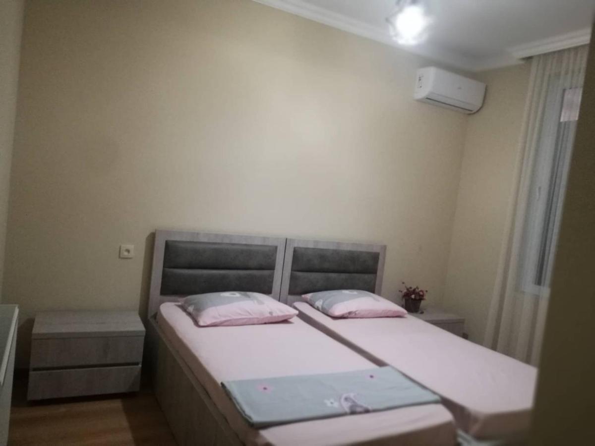 Mate'S Guest House Kobuleti Ngoại thất bức ảnh